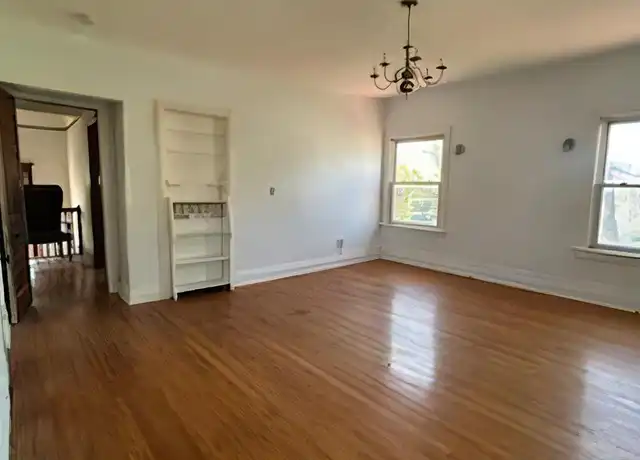 Property at 51 W 21st St Unit 2, Chicago Heights, IL, 60411, 3 beds, 1 bath, [object Object]