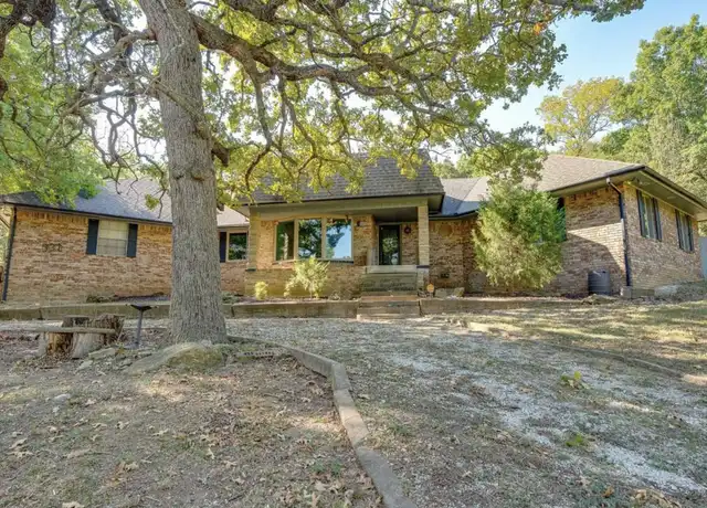 Property at 331 Chickasaw Dr, Ada, OK, 74820, 4 beds, 3.5 baths, [object Object]