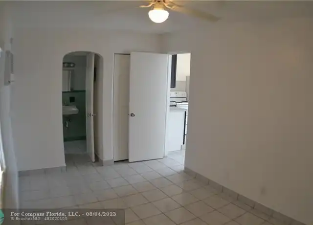 Property at 2102 Wilson St, Hollywood, FL, 33020, 1 bed, 1 bath, [object Object]