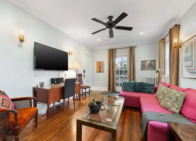Property at Hawthorne Lane 536 - Hawthorne Ln Unit 1043748P, Charlotte, NC, 28204, 1 bed, 1 bath, [object Object]