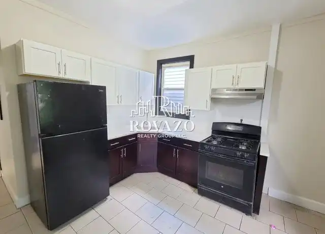 Property at 1103 Grove St Unit 2, Irvington, NJ, 07111, 5 beds, 2 baths, [object Object]