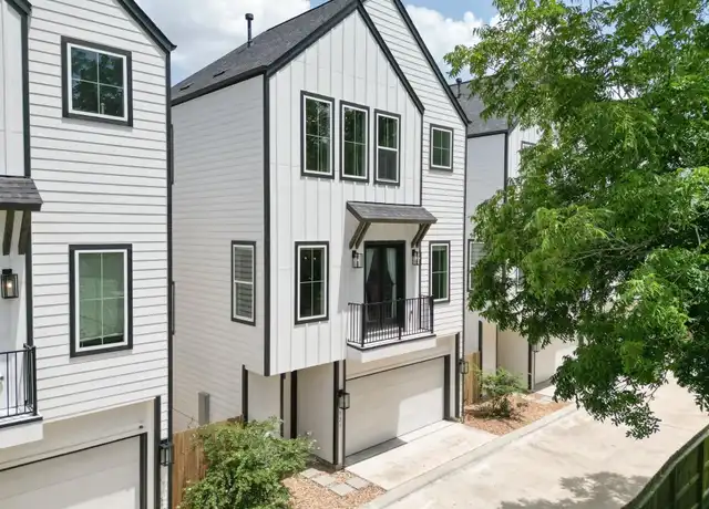 Property at 823 Woodcrest Dr, Houston, TX, 77018, 3 beds, 3.5 baths, [object Object]