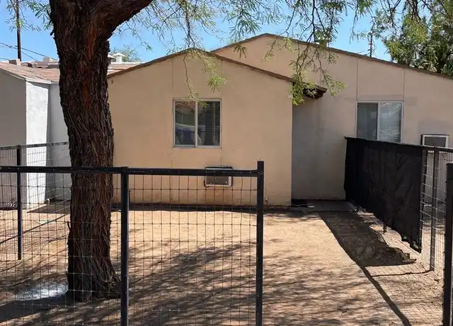 Property at 2030 N Vine Ave, Tucson, AZ, 85719, 0 beds, 1 bath, [object Object]