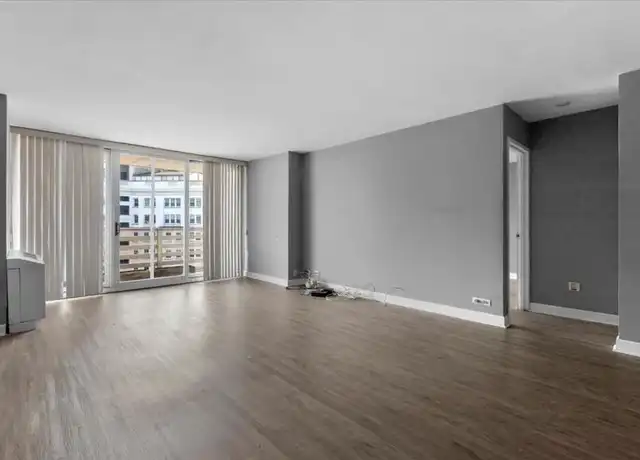 Property at 5601 N Sheridan Rd, Chicago, IL, 60660, 1 bed, 1 bath, [object Object]