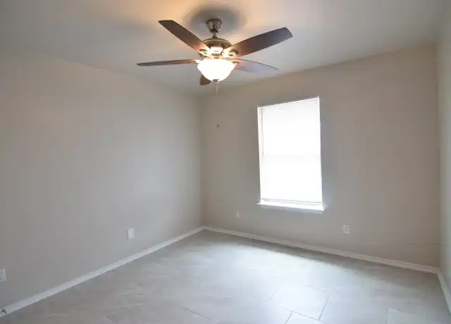 Property at 2905 Lindsey Dr, Copperas Cove, TX, 76522, 4 beds, 2 baths, [object Object]