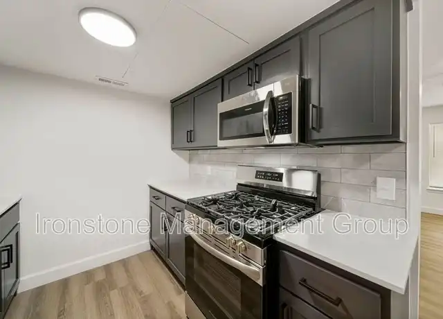 Property at 4507 E 31st St Unit 16, Tulsa, OK, 74135, 1 bed, 1 bath, [object Object]