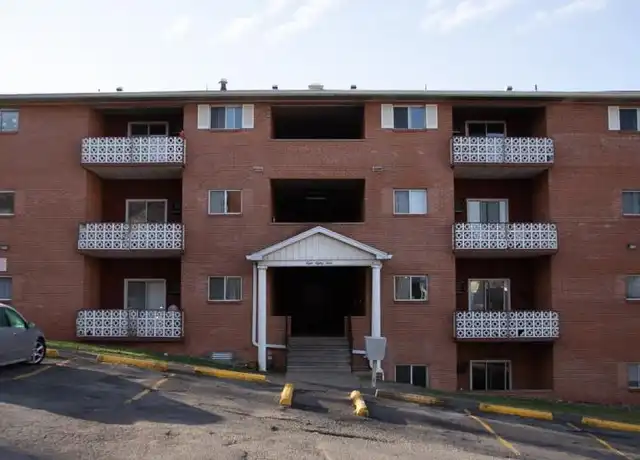 Property at 883 E Everly St Unit 9, Morgantown, WV, 26505, 2 beds, 1 bath, [object Object]