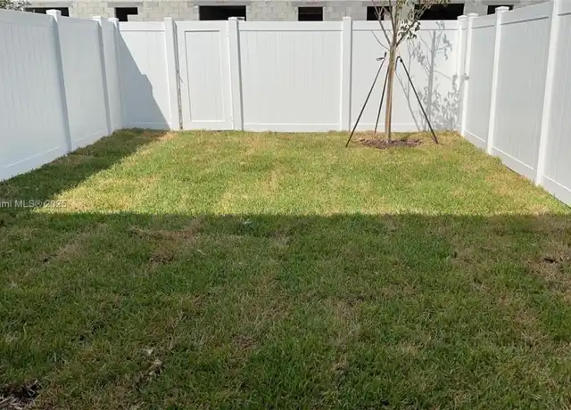 Property at 10948 W 32nd Ln, Hialeah, FL, 33018, 3 beds, 2.5 baths, [object Object]