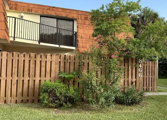 Property at 8466 S Coral Cir, North Lauderdale, FL, 33068, 3 beds, 2.5 baths, [object Object]