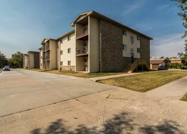 Property at Sunview - 2700 S 25th St, Grand Forks, ND, 58201, 2 beds, 1 bath, [object Object]