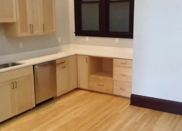 Property at 1202 Tower Ave Unit 210, Superior, WI, 54880, 2 beds, 1 bath, [object Object]