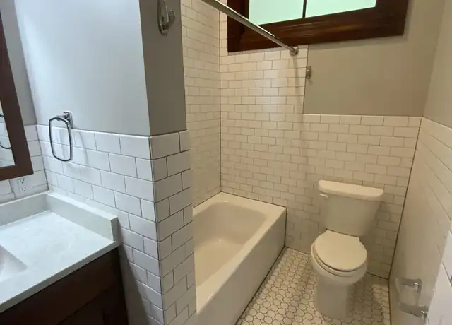 Property at 1202 Tower Ave Unit 210, Superior, WI, 54880, 2 beds, 1 bath, [object Object]