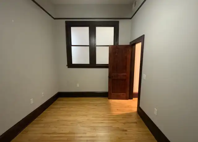Property at 1202 Tower Ave Unit 210, Superior, WI, 54880, 2 beds, 1 bath, [object Object]
