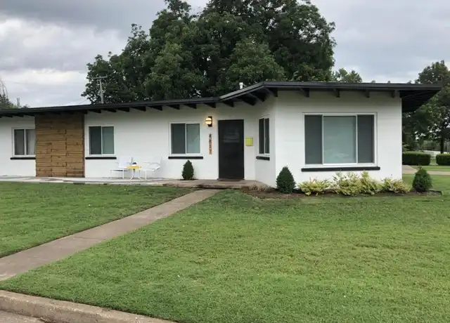 Property at 4817 E 13th St, Tulsa, OK, 74112, 2 beds, 1 bath, [object Object]