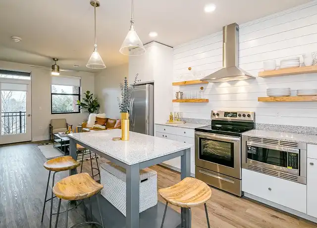 Property at The Village Flats - 624 S Peoria Ave, Tulsa, OK, 74120, 1 bed, 1 bath, [object Object]