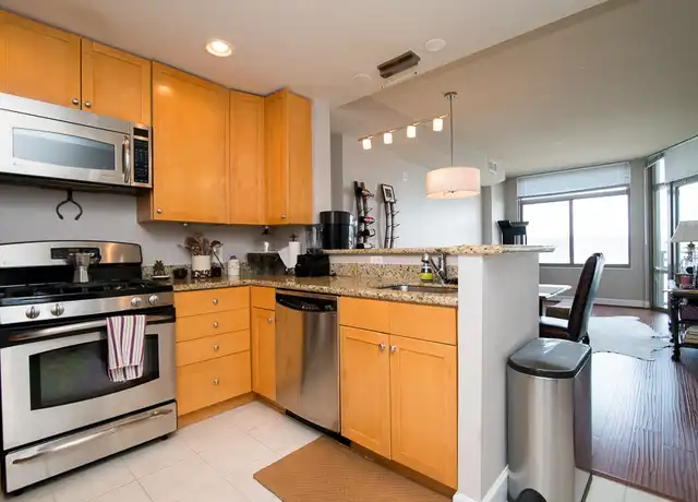 Property at 3600 S Glebe Rd Unit W404, Arlington, VA, 22202, 1 bed, 1 bath, [object Object]