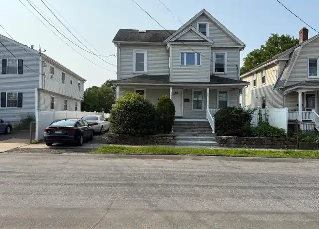 Property at 97 Davis Ave Unit 2nd flr, Bridgeport, CT, 06605, 3 beds, 2 baths, [object Object]