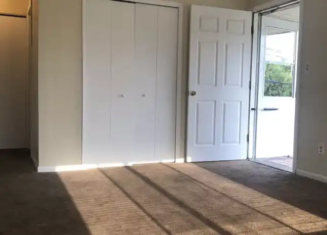 Property at 1289 Middlebelt Rd Unit 6, Inkster, MI, 48141, 1 bed, 1 bath, [object Object]