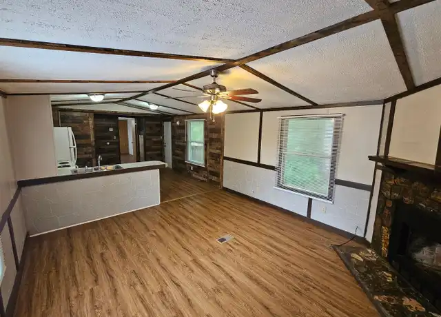 Property at 1412 Colony Park Dr #9, Johnson City, TN, 37604, 2 beds, 2 baths, [object Object]