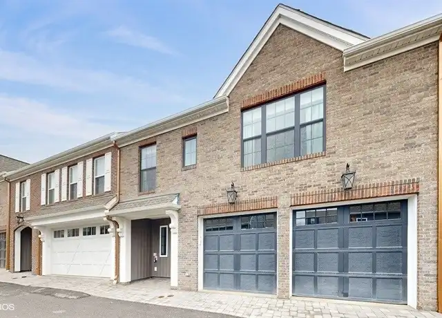 Property at 515 Rodney Ln, Cranberry Township, PA, 16066, 3 beds, 2.5 baths, [object Object]