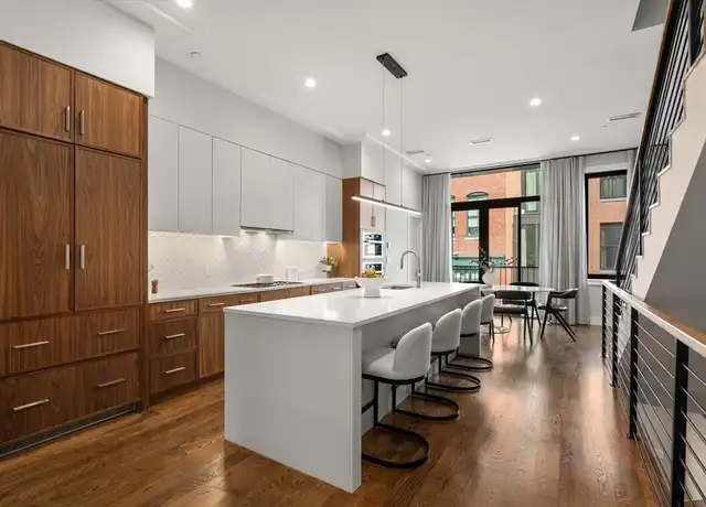 Property at 1 Edgerly Pl #11, Boston, MA, 02116, 3 beds, 3.5 baths, [object Object]