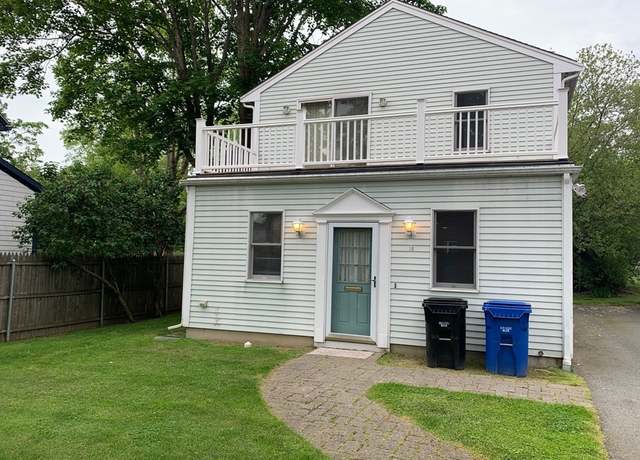 Photo of 16 Cummings Rd, Newport, RI 02840