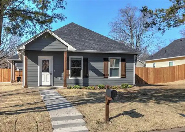 Property at 609 E Rosedale St, Sherman, TX, 75090, 3 beds, 2 baths, [object Object]