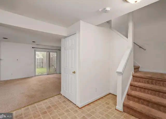 Property at 306 Batley Ct, Fredericksburg, VA, 22406, 1 bed, 1 bath, [object Object]
