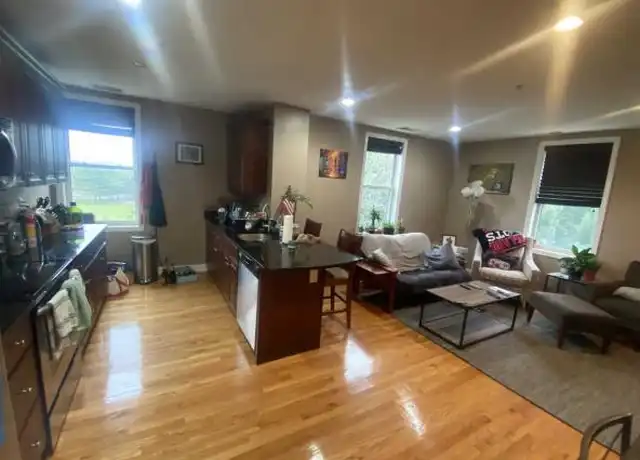 Property at 110 Fellsway W, Somerville, MA, 02145, 2 beds, 2 baths, [object Object]