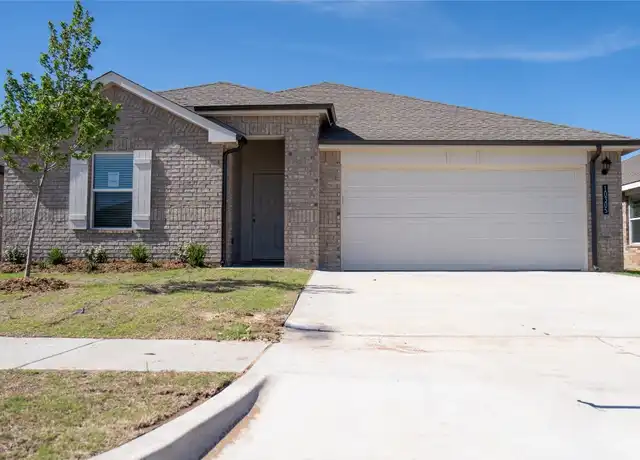 Property at 10305 NW 28th St, Yukon, OK, 73099, 4 beds, 3 baths, [object Object]