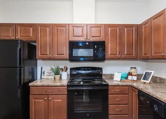 Photo of 7500 Hearthside Way, Elkridge, MD 21075