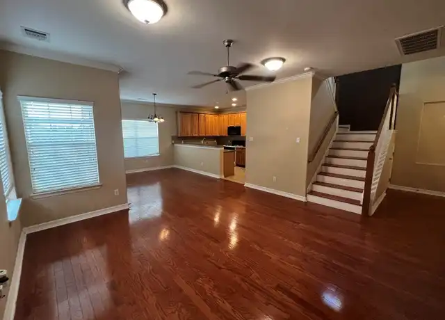 Property at 6704 Menchaca Rd, Austin, TX, 78745, 3 beds, 3 baths, [object Object]