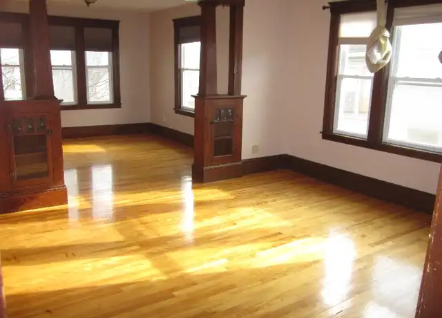Property at 216 Ingleside Ave Unit 3, Worcester, MA, 01604, 3 beds, 1 bath, [object Object]