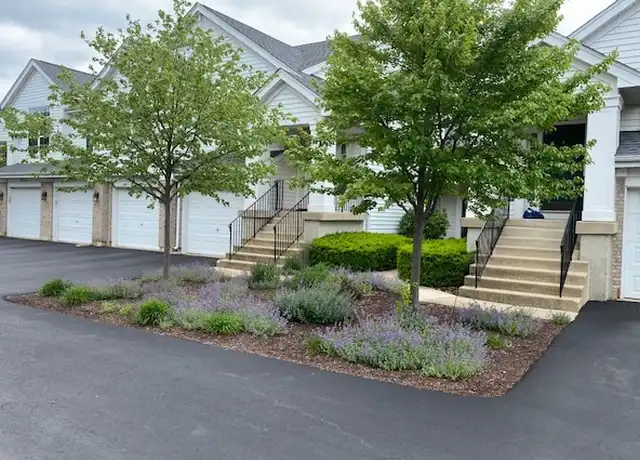 Property at 2318 Scott Ln #2318, Aurora, IL, 60502, 2 beds, 2 baths, [object Object]
