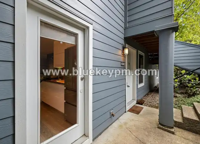 Property at 4360 SW Dickinson St #35, Portland, OR, 97219, 2 beds, 1 bath, [object Object]