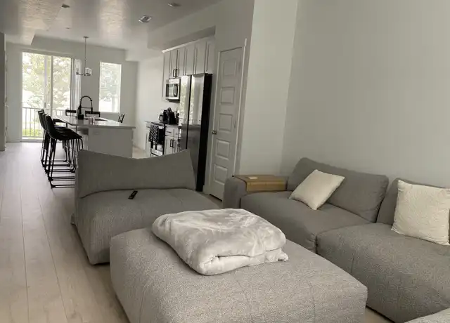 Property at 1146 S Redwood Rd, Salt Lake City, UT, 84104, 2 beds, 2.5 baths, [object Object]