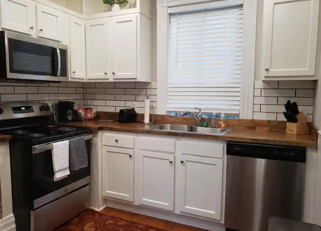 Property at 602 Elm Ave Unit B, Roanoke, VA, 24016, 2 beds, 1 bath, [object Object]