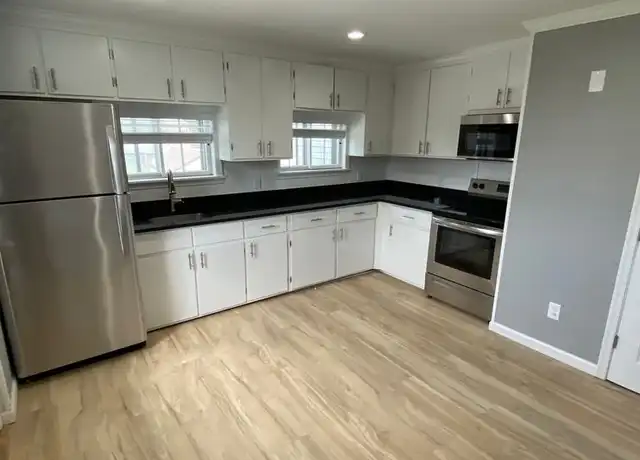 Property at 307 Delong Ave, Emmaus, PA, 18049, 2 beds, 1 bath, [object Object]