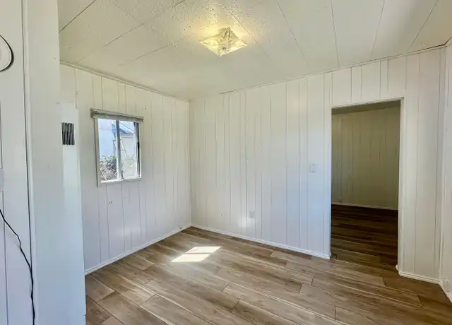 Property at 315 S Eldorado Ave, Klamath Falls, OR, 97601, 1 bed, 1 bath, [object Object]