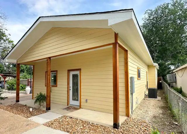 Property at 710 W Baetz Blvd Unit 2, San Antonio, TX, 78221, 1 bed, 1 bath, [object Object]