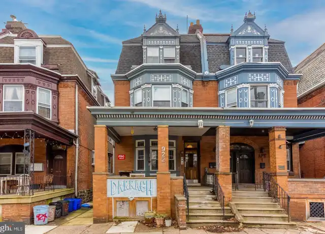 Property at 922 S 49th St Unit 3, Philadelphia, PA, 19143, 2 beds, 1 bath, [object Object]