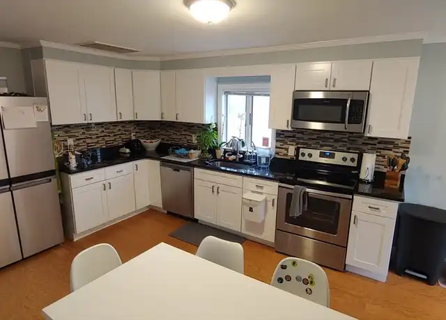 Property at 140 Dudley St Unit 140, Cambridge, MA, 02140, 3 beds, 1 bath, [object Object]