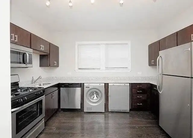 Property at 1540 W Waveland Ave, Chicago, IL, 60613, 2 beds, 1 bath, [object Object]