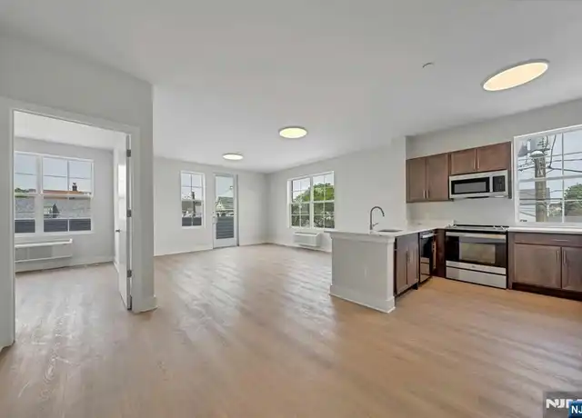 Property at 247 Parker Ave Unit 102, Clifton, NJ, 07011, 1 bed, 1 bath, [object Object]