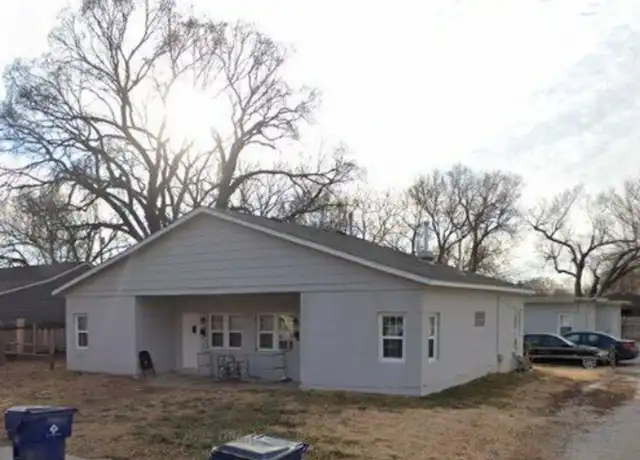 Property at 1813 N Woodland Ave, Wichita, KS, 67203, 2 beds, 1 bath, [object Object]