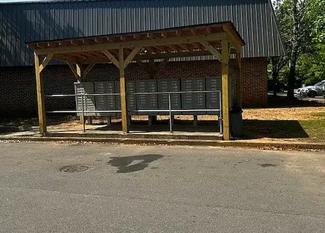 Photo of 105 Candy Mountain Rd, Birmingham, AL 35217