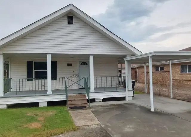 Property at 203 6th St, Chalmette, LA, 70043, 3 beds, 2 baths, [object Object]