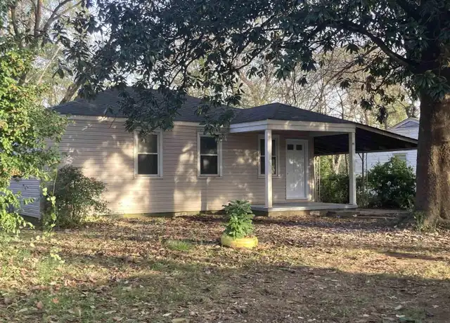 Property at 918 Parklane St NW, Huntsville, AL, 35816, 3 beds, 2 baths, [object Object]