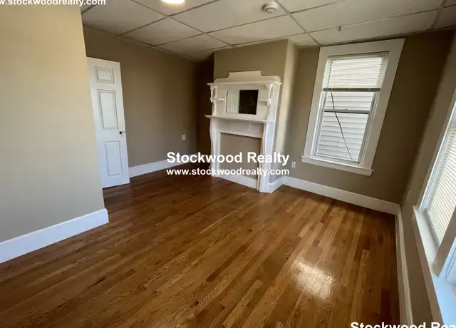 Property at 933 Dorchester Ave Unit 3, Boston, MA, 02125, 3 beds, 1 bath, [object Object]