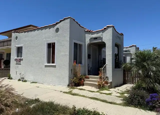 Property at 1062 W 24th St Unit 2, San Pedro, CA, 90731, 1 bed, 1 bath, [object Object]